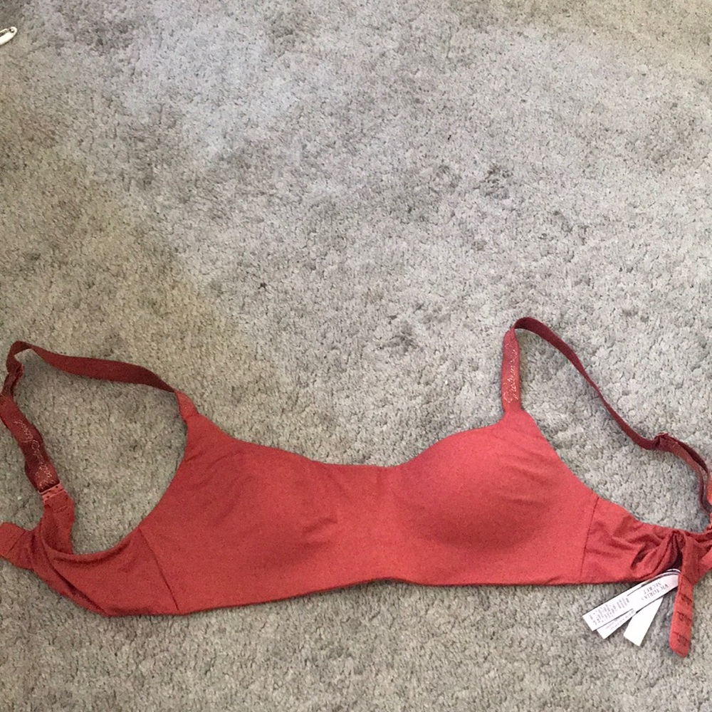 Tee shirt bra